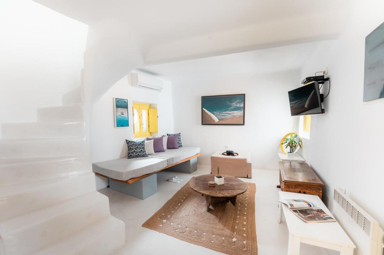 Villa Anelia House à Oia  Extérieur photo